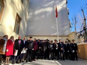 Policía Nacional de Albacete cierra la conmemoración de sus 200 años de vida con un izado de bandera en su antigua sede