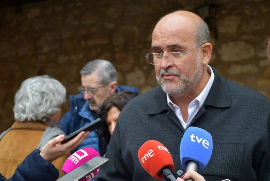 Martínez Guijarro: "Las infraestructuras del Plan X Cuenca llevan dos años de retraso por culpa del PP"