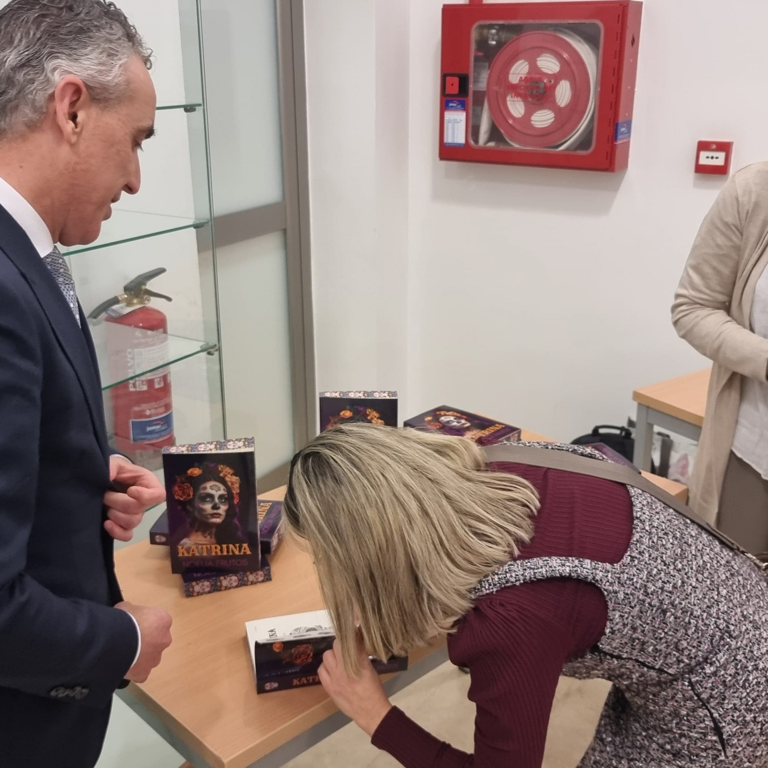 Noelia Frutos estrena su nueva novela titulada 'Katrina' 5 Noelia Frutos estrena su nueva novela titulada 'Katrina' 5