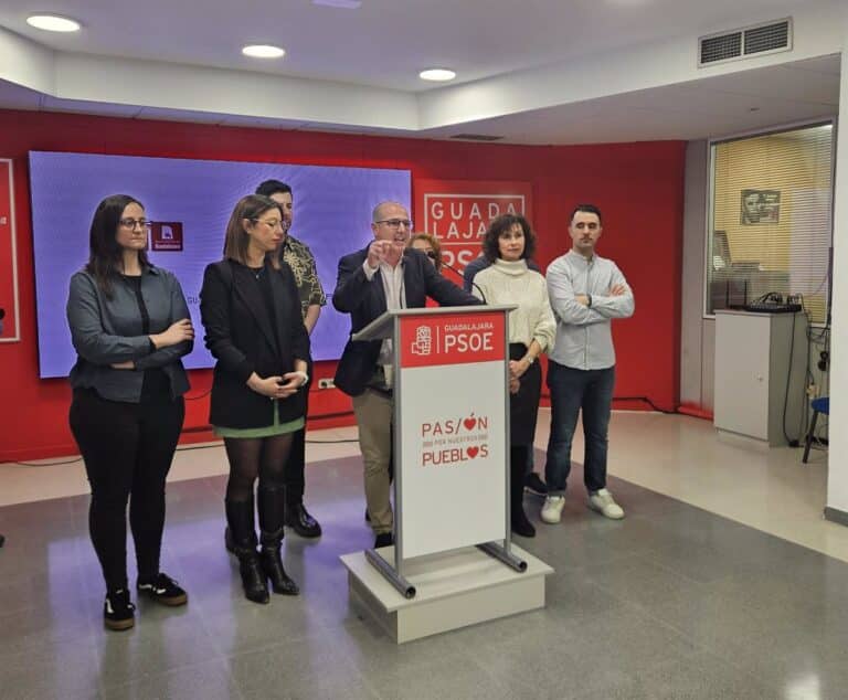 PSOE presenta una enmienda a la totalidad de las cuentas "de la mentira" de PP y Vox en el Ayuntamiento de Guadalajara