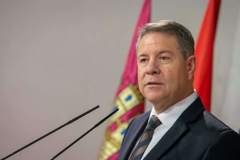 Page excusa ante Guardiola su ausencia a la cita en defensa de Almaraz recordando que celebra el congreso de PSOE C-LM