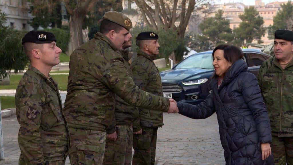 Robles pide no poner en cuestión al Gobierno respecto a Melilla: "Trabajamos como si fuera una ciudad española más"