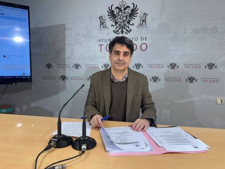 Toledo da luz verde al protocolo de actuación para la recuperación y adecuación del campo de fútbol 'Carlos III'