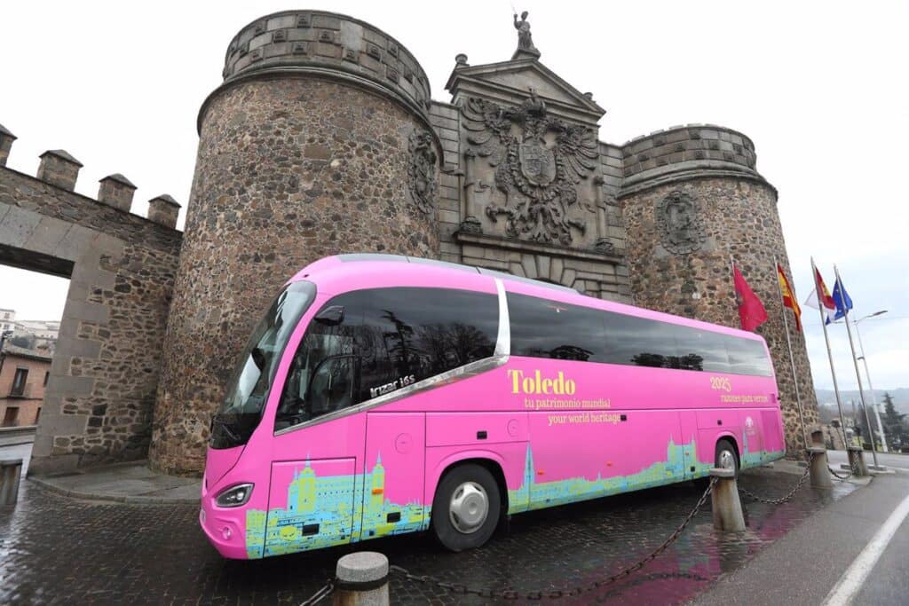 Toledo se promocionará con autobuses y publicidad en Madrid con la campaña 'Toledo, tu patrimonio mundial'