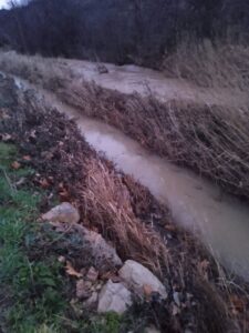 Villel de Mesa, Mochales y Algar recogen firmas pidiendo limpiar el río tras las últimas lluvias y por temor a otra dana