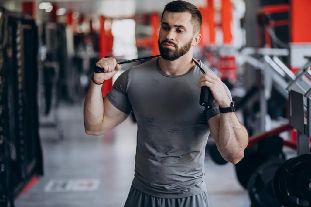 Cómo elegir la mejor ropa para gym de hombre: guía completa 2