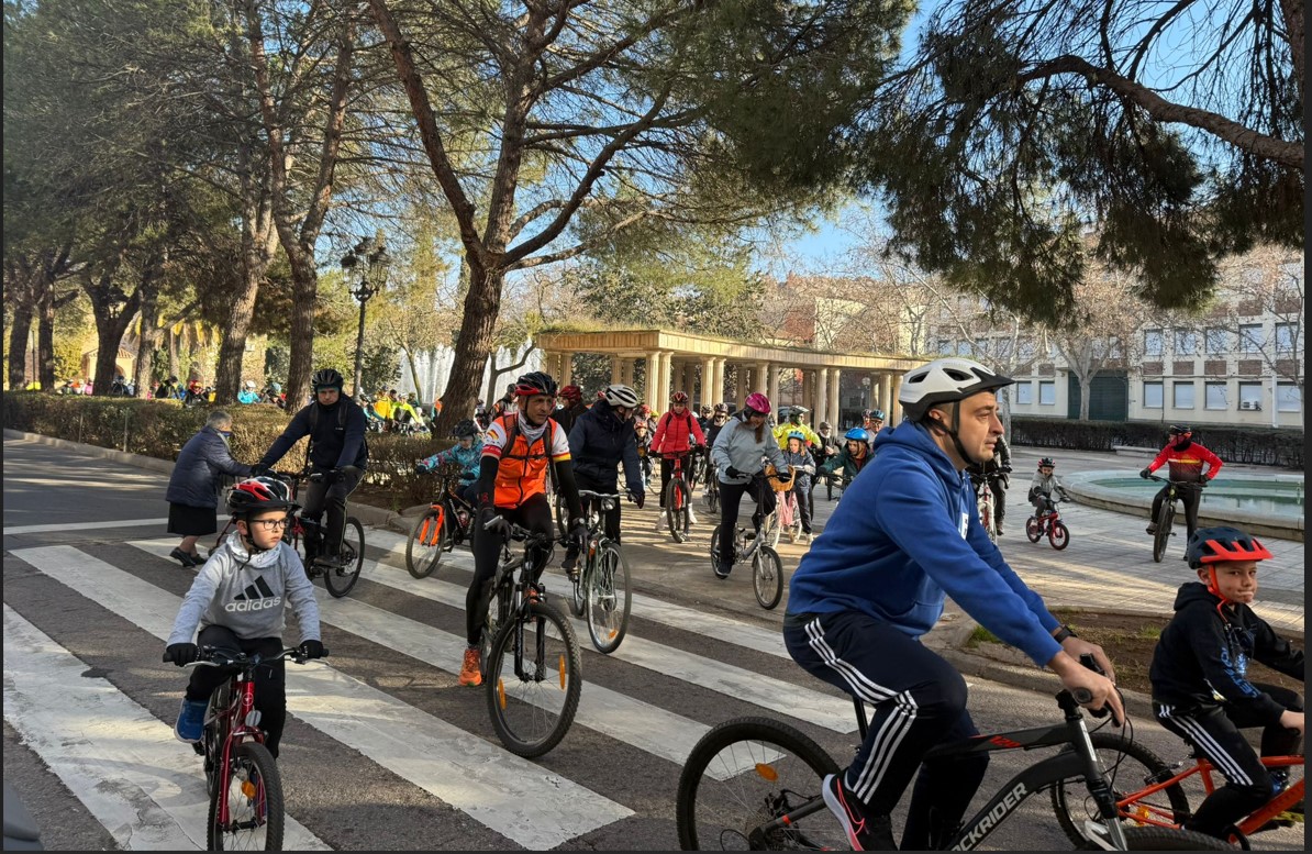 Éxito Saboroso: La Marcha Cicloturista 'Día del Chorizo' Delicia a 300 Participantes con Degustación Masiva 1