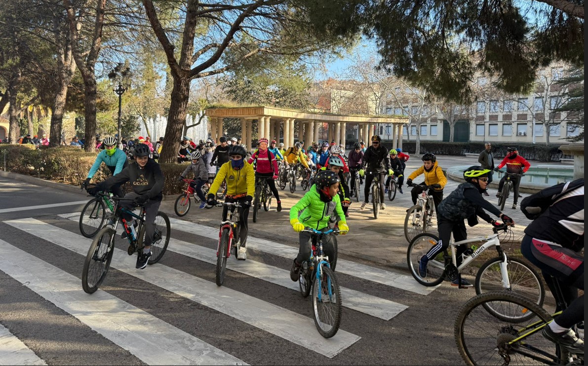 Éxito Saboroso: La Marcha Cicloturista 'Día del Chorizo' Delicia a 300 Participantes con Degustación Masiva 2