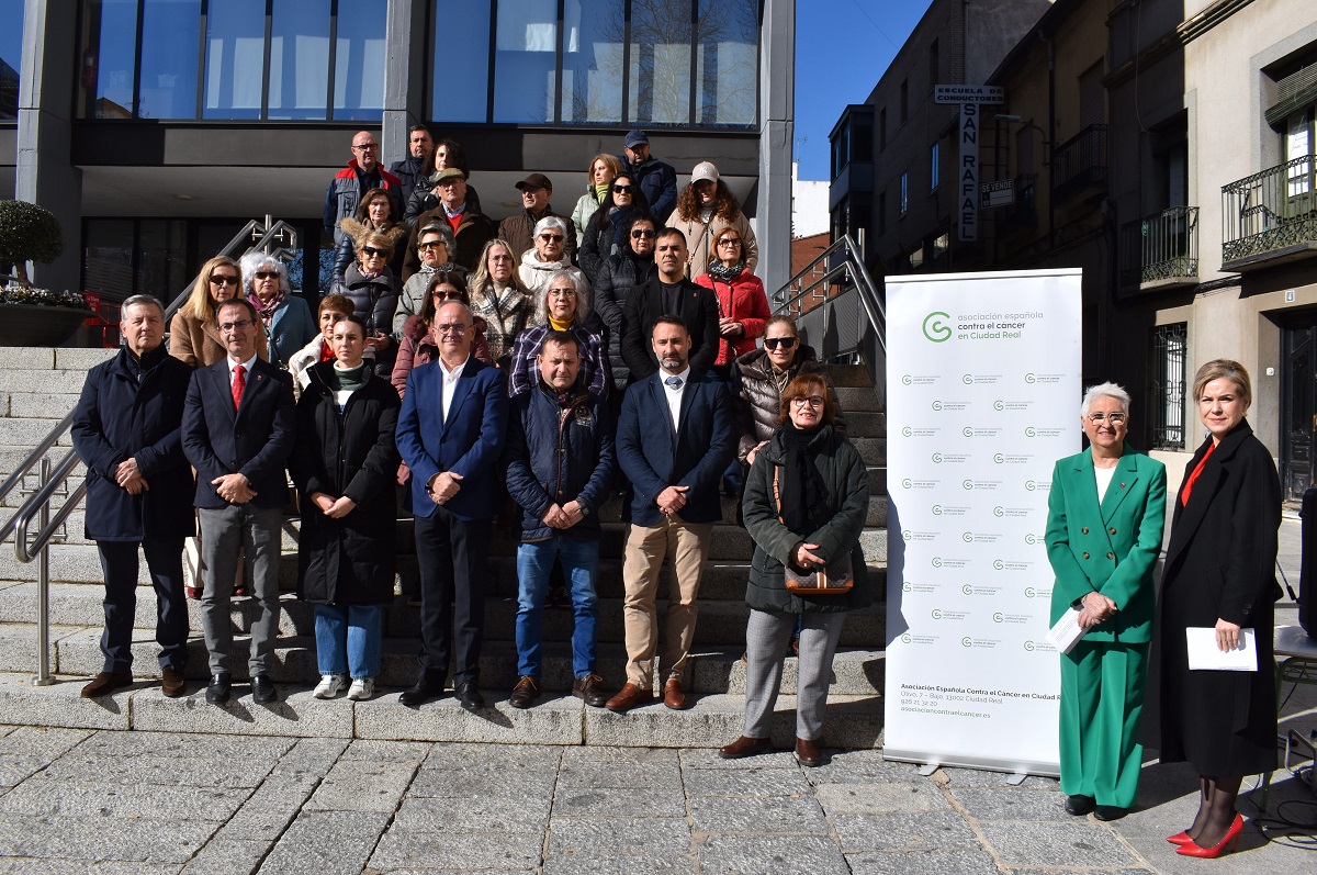 Solidaridad en Puertollano: La comunidad se une en apoyo a los pacientes y sus familias en la lucha contra el cáncer 1