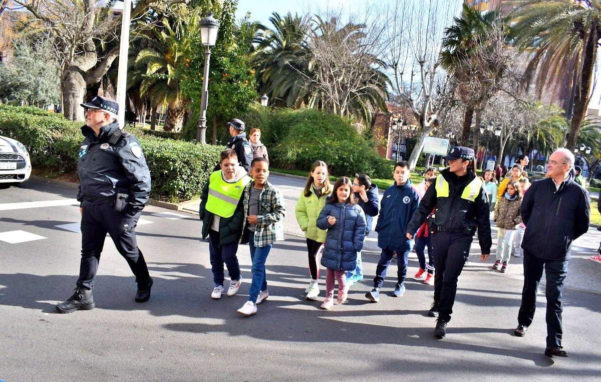 Estudiantes del Colegio David Jiménez Avendaño Aplican Conocimientos en Educación Vial 6