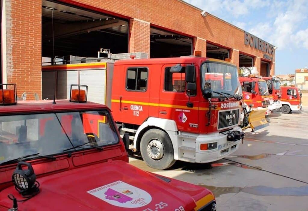 Bomberos de Motilla del Palancar sofocan un incendio que amenazaba un depósito de gasoil en Graja de Iniesta