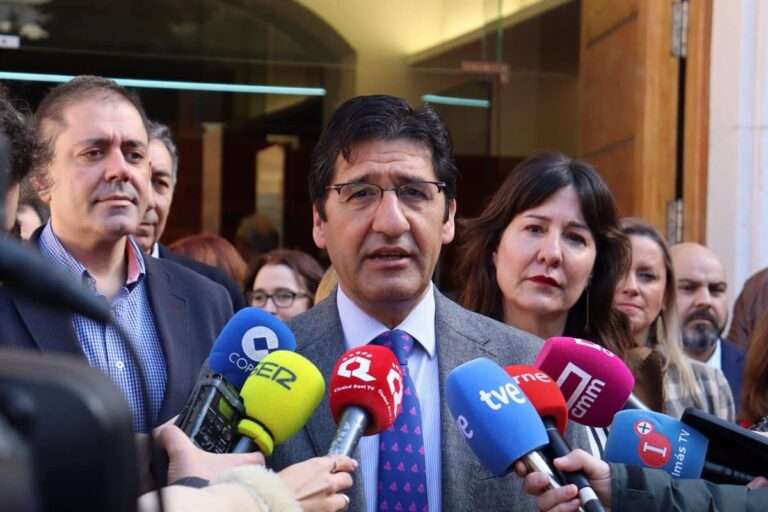 Caballero defiende el derecho de los municipios a rechazar plantas de biometano si no cuentan con respaldo social