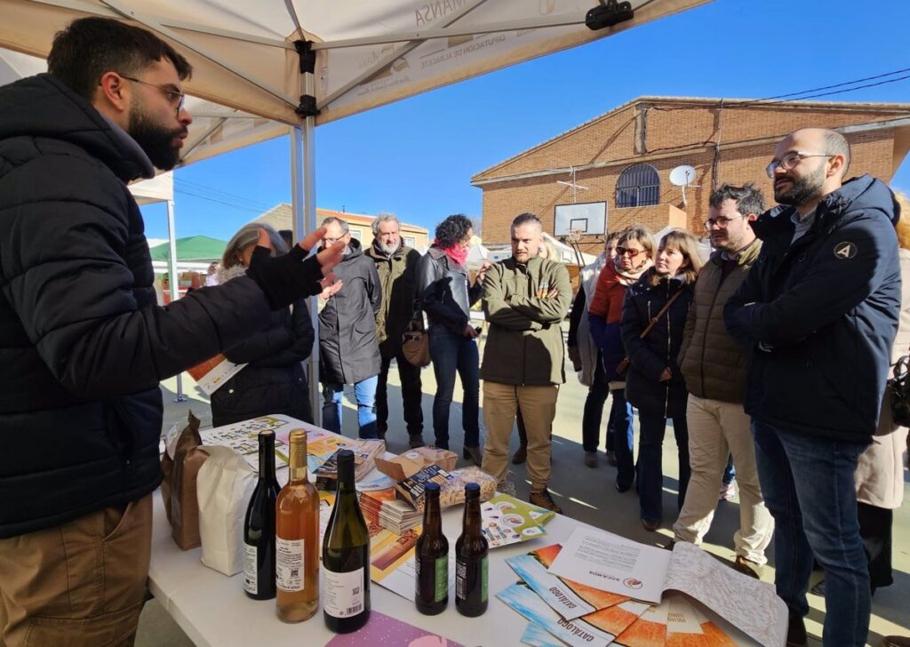 Corral-Rubio plantea que la II Feria de Aves llegue a toda la comarca para que más municipios puedan beneficiarse