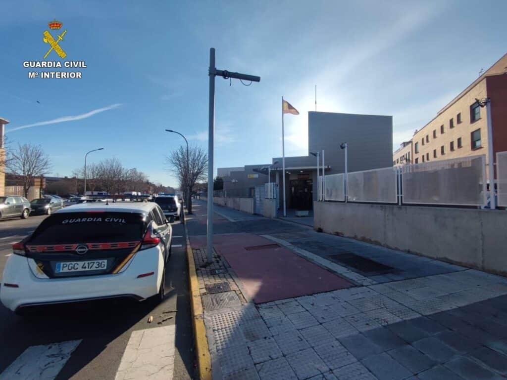 Detenido en Azuqueca de Henares un repartidor por el supuesto robo de paquetes por valor de 4.300 euros