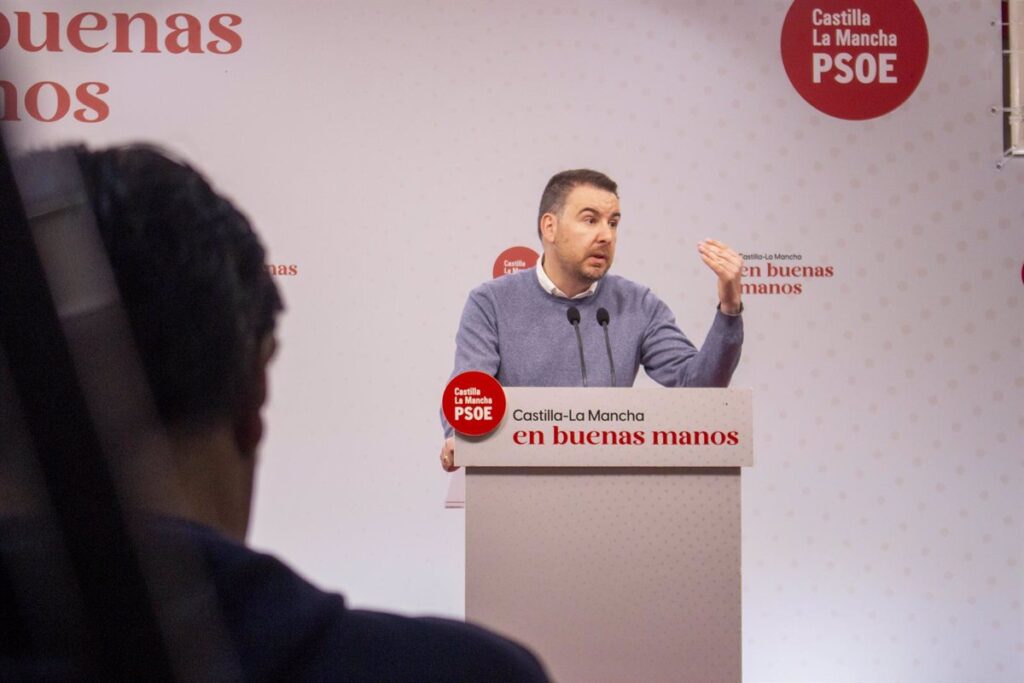 PSOE destaca el "mejor dato de paro en 17 años" y dice que la cifra va en consonancia con el resto del país