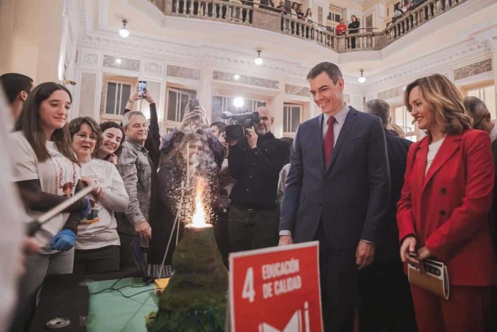 El presidente del Gobierno Encabeza la Segunda Edición de la Feria de la Niña y la Mujer en la Ciencia en La Moncloa 9