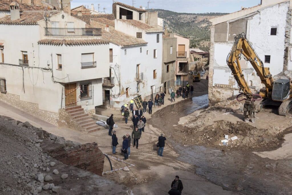 Letur comienza a resurgir cien días después de la dana apelando al turismo e impulsado por las ayudas económicas