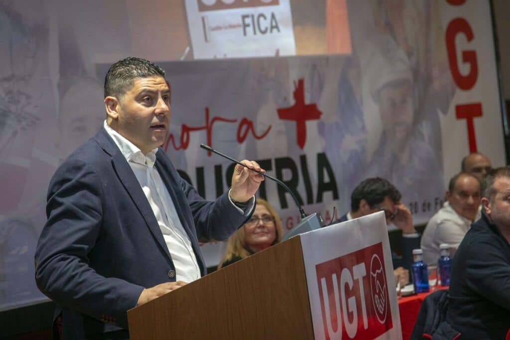 Raúl Alguacil, reelegido secretario general de la Federación de Industria de UGT C-LM con el 80% de los votos