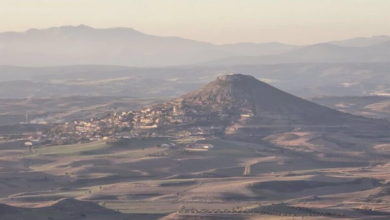 El pequeño pueblo de Trijueque denuncia que CHT le multe con 2.600 euros, "el 10% del presupuesto", por limpiar el río