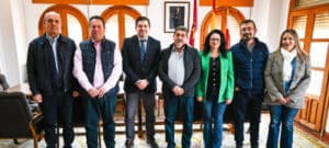 Valverde Resalta el Rol Esencial del Apoyo Institucional para el Futuro de los Pequeños Pueblos en Horcajo de los Montes