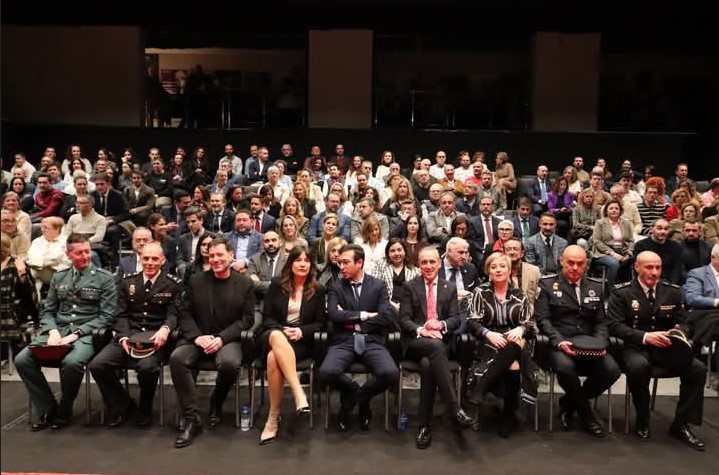 La Gala de la Federación de Empresarios de Puertollano Destaca por el Reconocimiento del Alcalde a la Contribución Empresarial 2 La Gala de la Federación de Empresarios de Puertollano Destaca por el Reconocimiento del Alcalde a la Contribución Empresarial 2