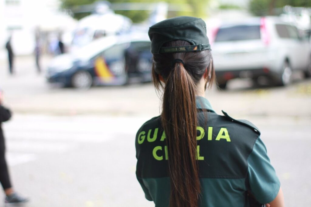 Detenida una persona por robar las llaves de un almacén para sustraer bebidas e intentar acceder a un garaje