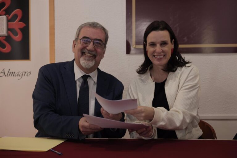 El Festival de Teatro y el Ateneo de Almagro firman un convenio de colaboración hasta 2028