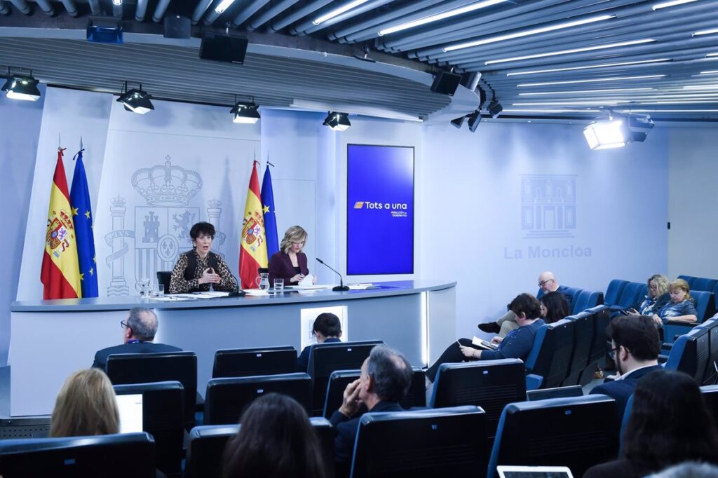 El Gobierno de España autoriza a C-LM a operaciones de endeudamiento por valor de 2.832,5 millones de euros