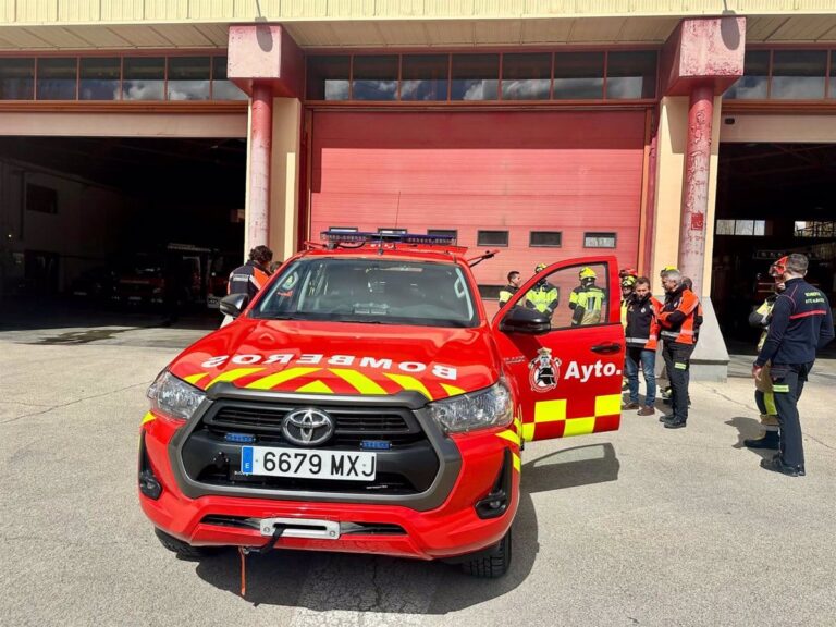 El Servicio de Bomberos de Albacete cuenta con un nuevo vehículo de mando que hará más eficaces las intervenciones