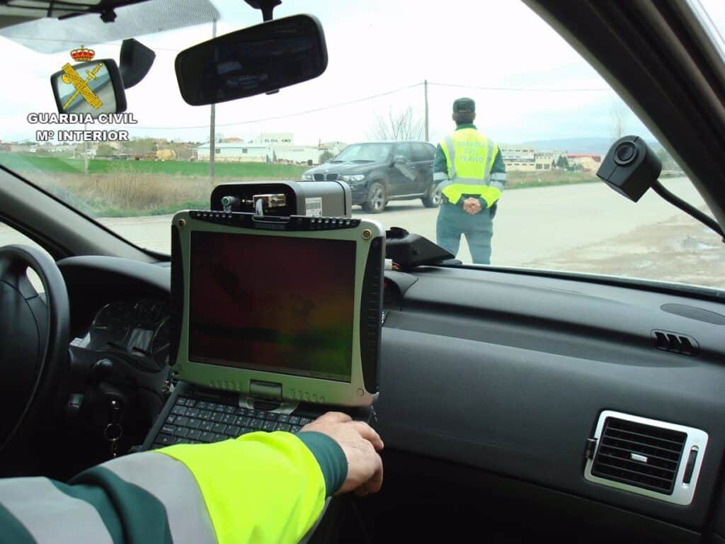 Investigado por conducir un turismo a 229 kilómetros por hora en una vía limitada a 120 en Villarrubio