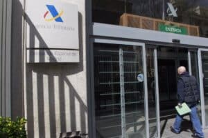 La AEAT lanza una operación en 9 comunidades, C-LM entre ellas, contra una trama de fraude fiscal en sector del envasado