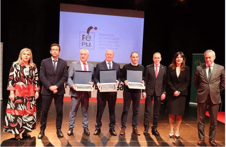 La Gala de la Federación de Empresarios de Puertollano Destaca por el Reconocimiento del Alcalde a la Contribución Empresarial 1 La Gala de la Federación de Empresarios de Puertollano Destaca por el Reconocimiento del Alcalde a la Contribución Empresarial 1