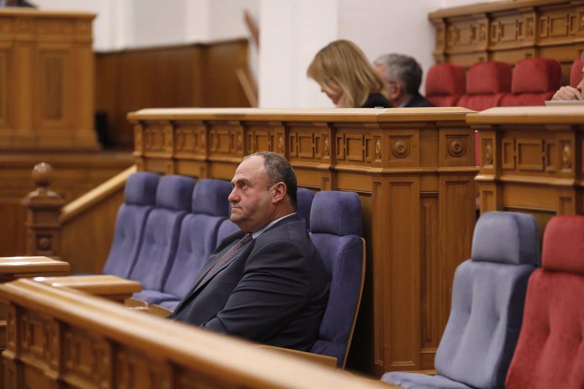PSOE, PP y Vox chocan por los aranceles de EEUU al campo de C-LM y Junta teme una posible guerra comercial