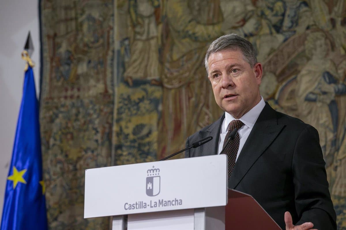 Page anuncia que 15 nuevos municipios aledaños al Tajo-Segura se abastecerán del trasvase por la tubería manchega