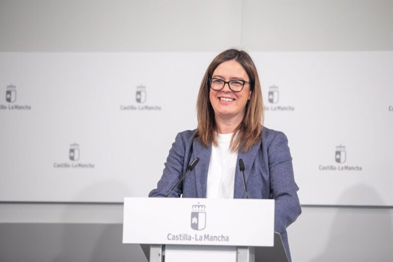 C-LM muestra satisfacción por la admisión de TC a recurso por el impuesto a la banca: "Un paso más para darnos la razón"