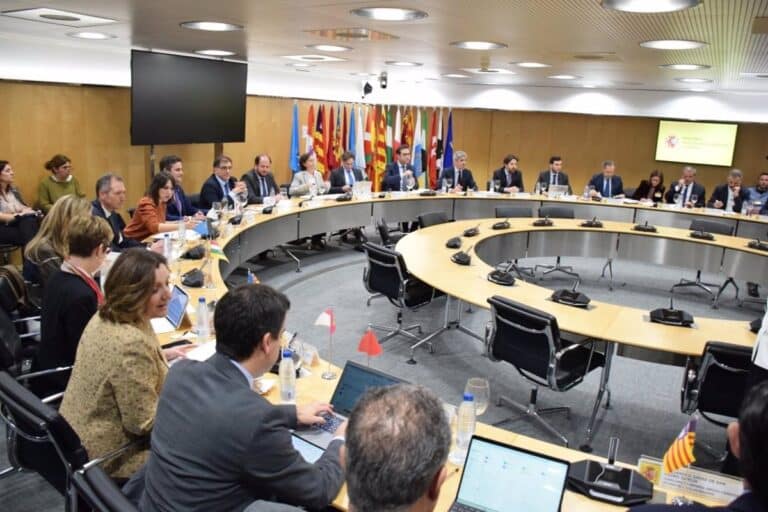 C-LM pide que el plan de apoyo al tejido exportador por los aranceles tenga en cuenta suministros y cadenas de valor