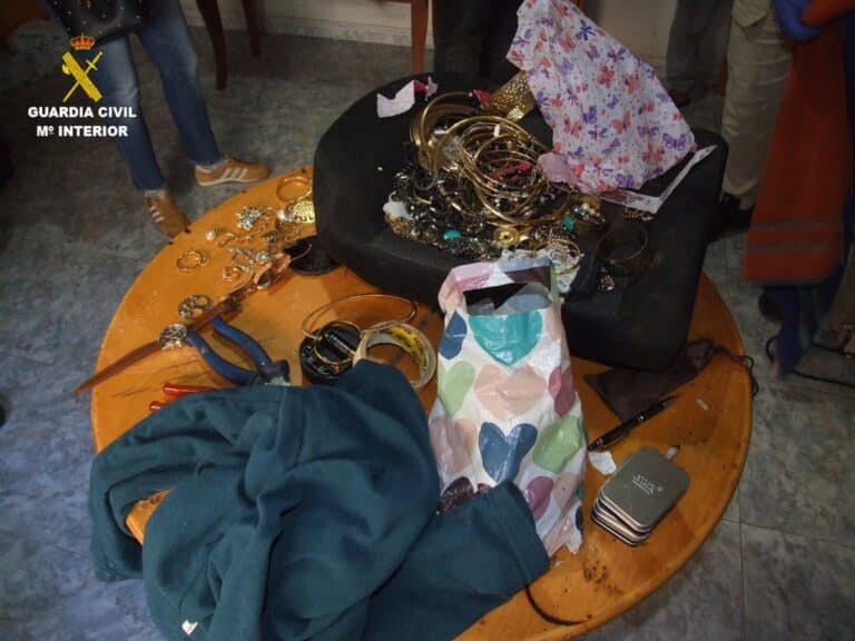 Detenidas en San Clemente tres personas por tres delitos de robo con violencia y dos de lesiones