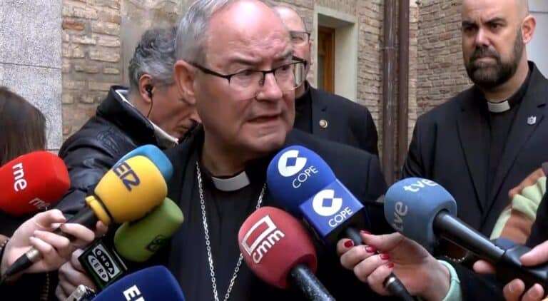 El arzobispo de Toledo pide a todos los fieles que se unan a la oración por el Papa Francisco