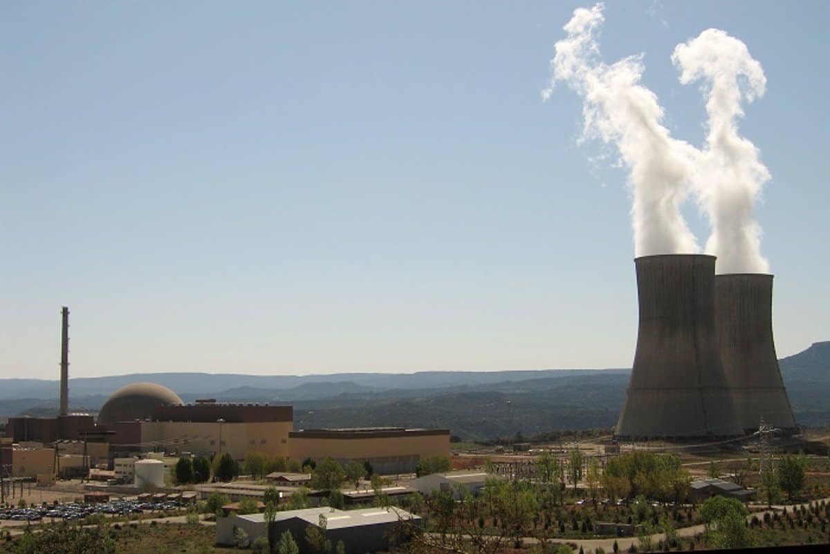 El presidente de C-LM reclama "coherencia con Europa" en materia de energía nuclear en torno al cierre de Trillo
