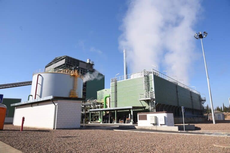 Ence planea en Puertollano una planta de metanol producido con hidrógeno verde y CO2 capturado de la central de biomasa