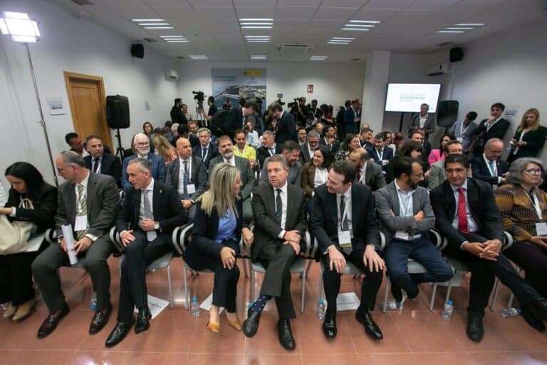 Page: "Es interés general contribuir a que acabe lo que está pasando en Palestina"