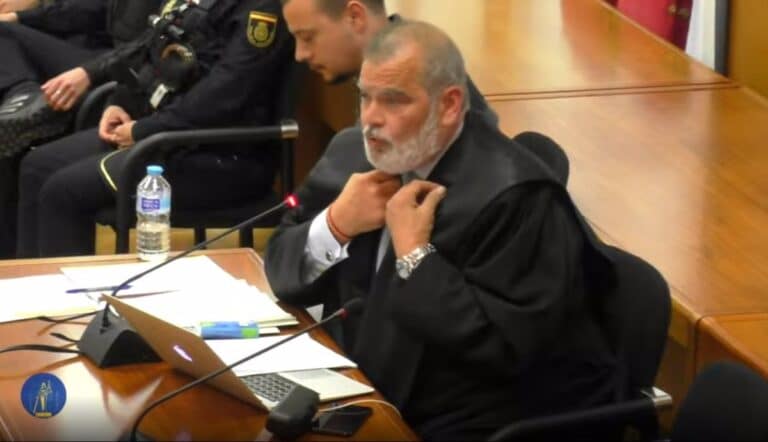Familiares de la víctima por asesinato en Guadalajara la reconocen en un vídeo al que Defensa resta credibilidad