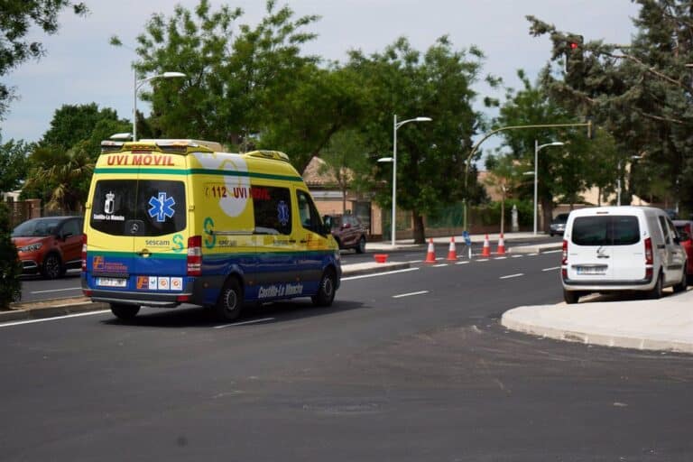 Herida grave una trabajadora tras quedar atrapada entre un muro y un camión en un almacén de Illescas