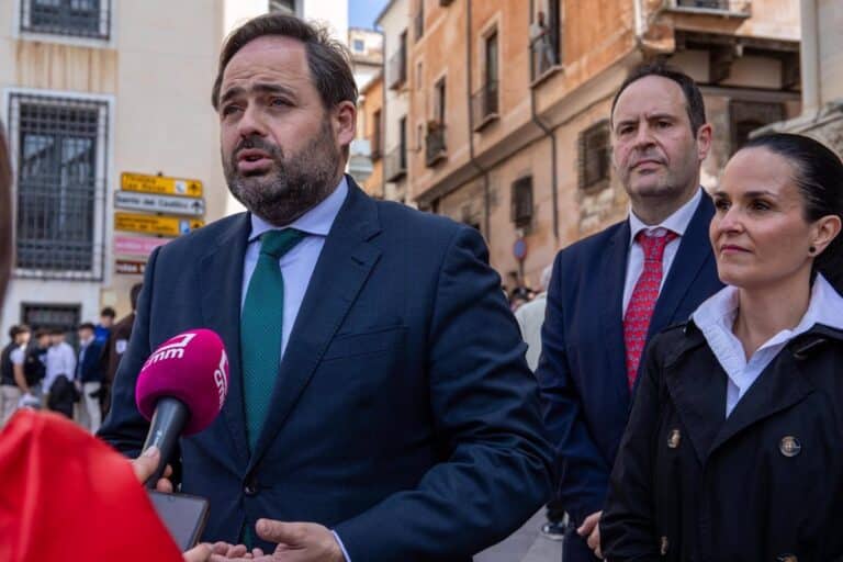 Núñez destaca que la Semana Santa de C-LM es "una de las más importantes" de España y elogia a quienes la hacen posible