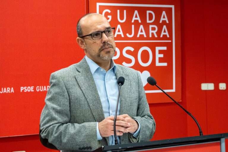 Pablo Bellido, "ilusionado" por revalidar su cuarto mandato al frente del PSOE a partir del próximo 17 de mayo