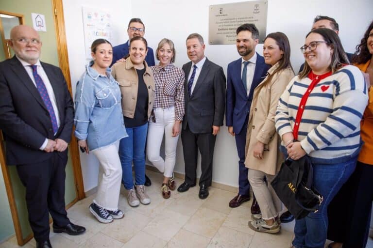 Page avanza que el Consejo de Gobierno aprobará la próxima semana la gratuidad de la primera matrícula en UCLM y UAH