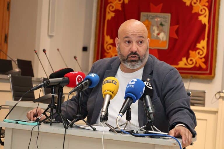 Una red de walkie-talkies permitió la conexión entre servicios de Alcázar, Cinco Casas y Alameda de Cervera