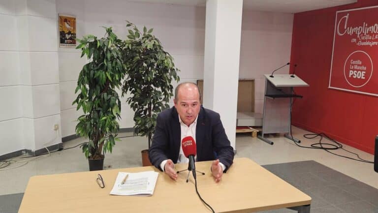 Rojo (PSOE) apoya al cambio en el recorrido de los encierros en Guadalajara pero lamenta el "sectarismo" de Guarinos