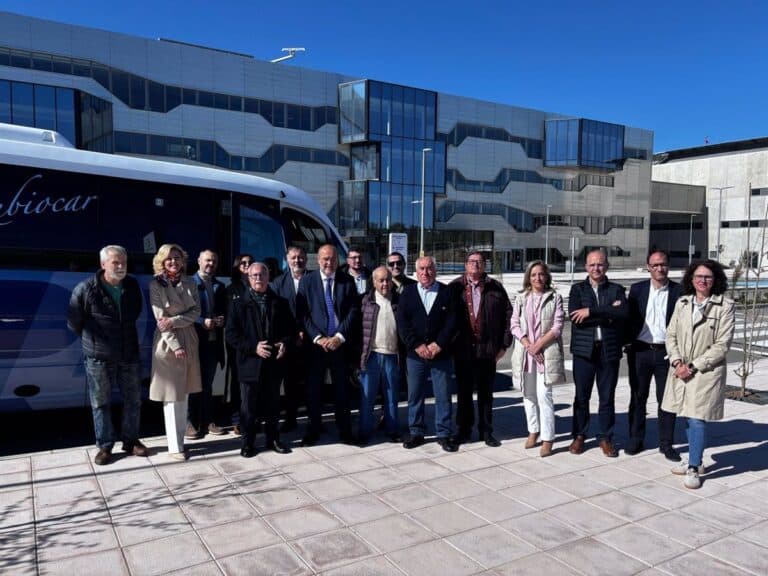 Treinta de los servicios de autobús del área metropolitana de Cuenca pararán en el Hospital Universitario