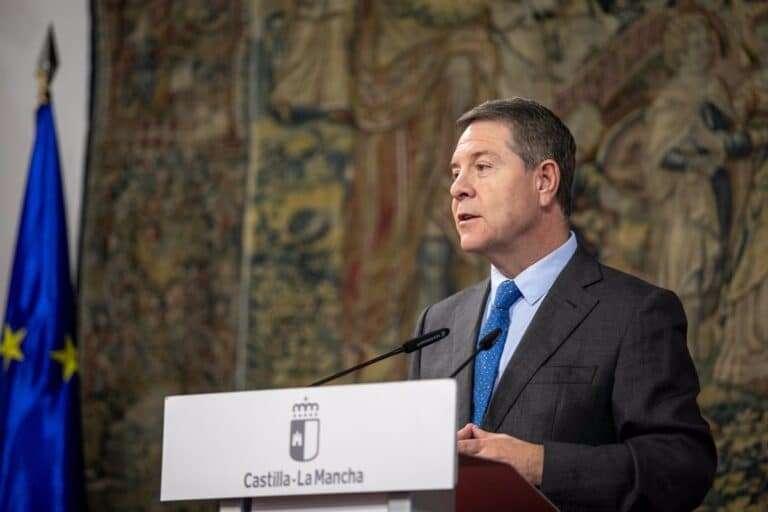 Page, tras un año de la "bunkerización" de Sánchez: "Eso vale a los de dentro, los que estamos fuera, sufrimos"